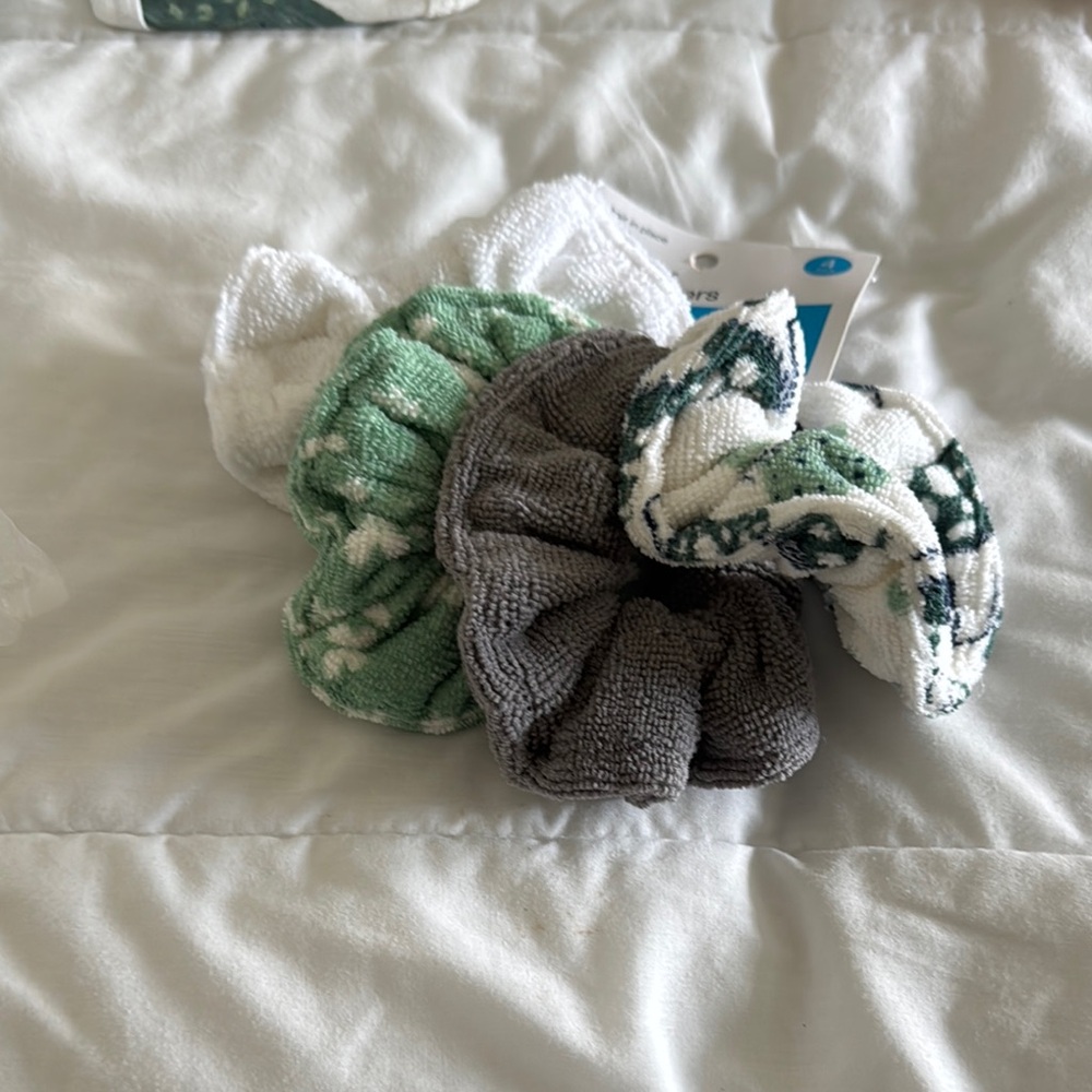 NWT Multi-Color Hair Scrunchies Set Target brand